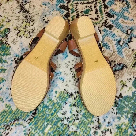 NWT A.n.a‎ Brown Strappy Closed Toe Block Heal Sandals, Size 11M - Picture 7 of 8